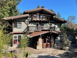 3199 Coast Rd Gabriola Island, BC V0R 1X7