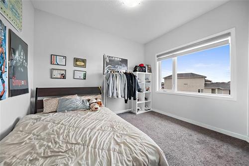 1925 Jefferson Ave, Winnipeg, MB 