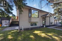 4604 29 Avenue NW  Calgary, AB T3B 0J2