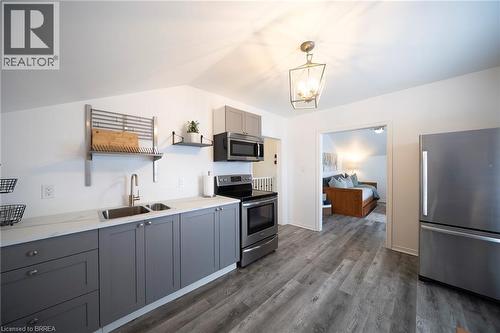 171 Drummond Street, Brantford, ON 