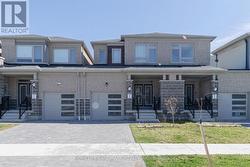 1195 REXTON DRIVE Oshawa, ON L1H 0H3