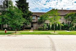 25 - 450 BRISTOL ROAD E  Mississauga, ON L4Z 3Y3