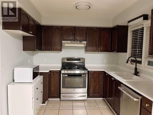 496 RIVER GLEN BOULEVARD , Oakville, Ontario L6H 6C1 3