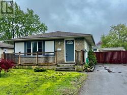 8158 PADDOCK TRAIL DRIVE Niagara Falls, ON L2H 1X3