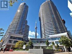 912 - 208 QUEENS QUAY W  Toronto, ON M5J 2Y5