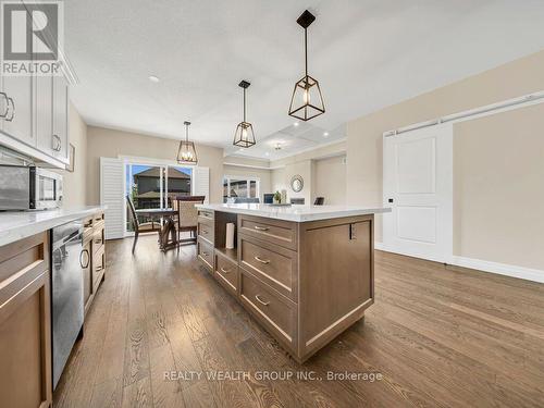 39 Carriage Crossing, Mapleton, ON 