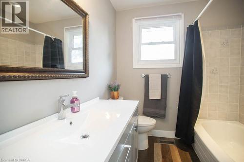 27 Myrtleville Drive, Brantford, ON 