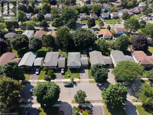 27 Myrtleville Drive, Brantford, ON 