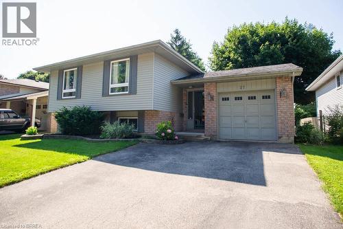 27 Myrtleville Drive, Brantford, ON 