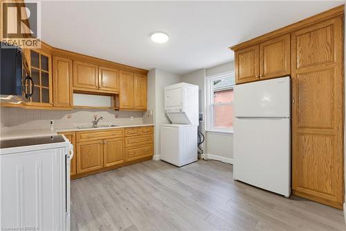 52 Burwell Street, Brantford, ON 