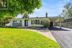 31 WHITBURN CRESCENT Ottawa, ON K2H 5K5