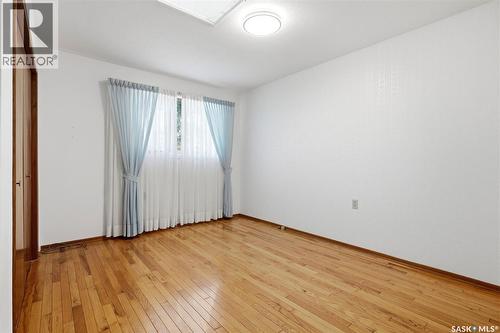 2807 Howell Drive E, Regina, SK 