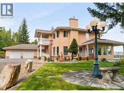 3801 65 Street NW Salmon Arm, BC V1E 3A8