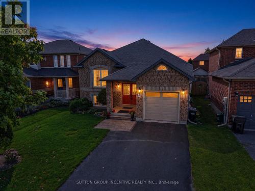 58 TUNBRIDGE ROAD  Barrie, ON L4M 6T1