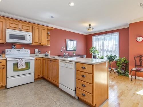 76 Outrigger Crescent, Halifax, NS 