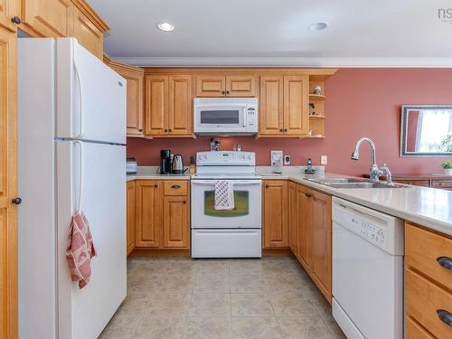 76 Outrigger Crescent, Halifax, NS 
