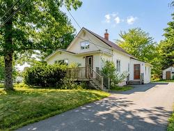 114 Kitchener Street Stewiacke, NS B0N 2J0