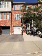347 ASPENDALE CRESCENT Mississauga, ON L5W 0E7
