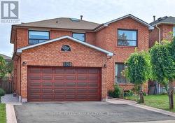 1049 WETHERBY LANE E Mississauga, ON L4W 4R9