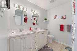 5pc bathroom with double sinks - 