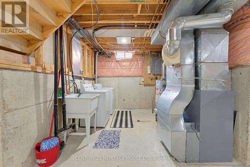 L shaped basement space - 42 Buchanan Crescent, Brantford, ON 