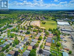 view of the neighbourhood - 