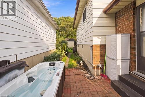 447 Drummerhill Crescent, Waterloo, ON 
