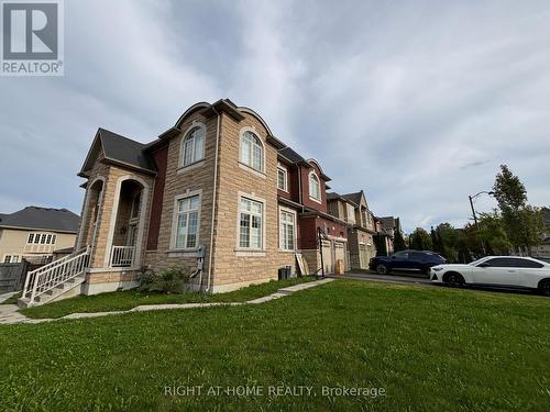 BASEMENT - 33 HEINTZMAN CRESCENT , Vaughan, Ontario L6A 4T8 2