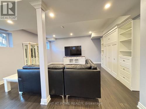 BASEMENT - 33 HEINTZMAN CRESCENT , Vaughan, Ontario L6A 4T8 4