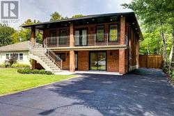 57 38TH STREET N  Wasaga Beach, ON L9Z 2B5