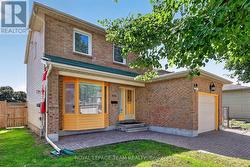 106 FOUR SEASONS DRIVE Ottawa, ON K2E 7S1