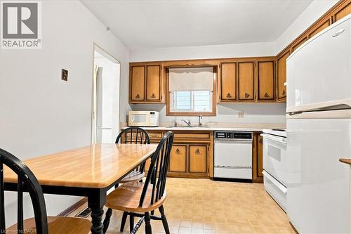 395 Mossom Place, Waterloo, ON 