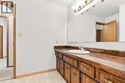 395 Mossom Place, Waterloo, ON 