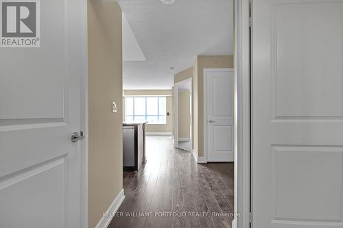 509 - 6 EVA ROAD , Toronto, Ontario M9C 0B1 2