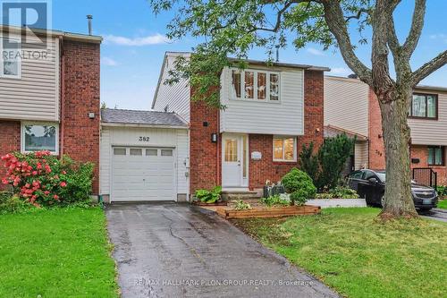 382 DUVAL LANE  Ottawa, ON K1E 2K2