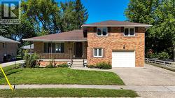 820 ALEXANDER STREET Sarnia, ON N7T 5H1