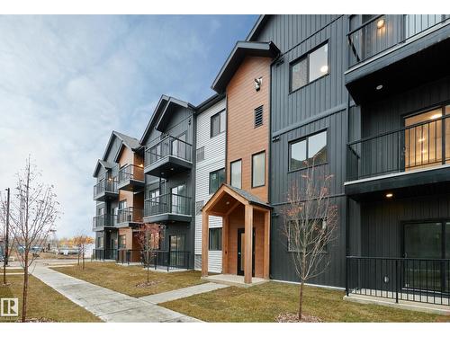 #105 3715 141 ST SW  Edmonton, AB T6W 5M9