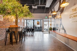 11-325 Central Parkway WMississauga, ON L5B 3X9