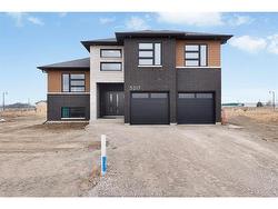 2410 PARTINGTON Windsor, ON N9E 0A8