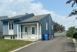 1083 Rue des Chanterelles  Québec (La Haute-Saint-Charles), QC G3K 1H7