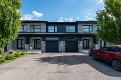 231 Rue Claude-Léveillée Vaudreuil-Dorion, QC J7V 0Y7