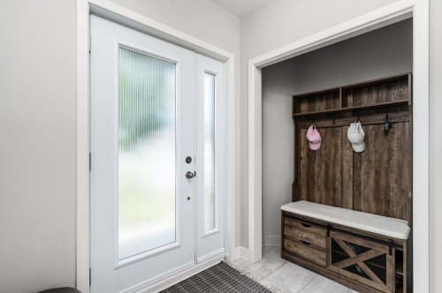 231 Rue Claude-Léveillée , Vaudreuil-Dorion, QC J7V 0Y7 3