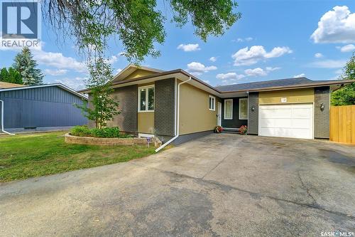 19 Barr Place, Saskatoon, SK - Outdoor