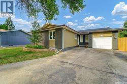 19 Barr PLACE  Saskatoon, SK S7M 4G1