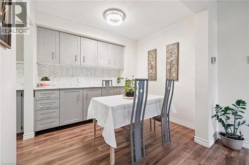 46 Cedarwoods Crescent Unit# 53, Kitchener, ON - Indoor Photo Showing Dining Room