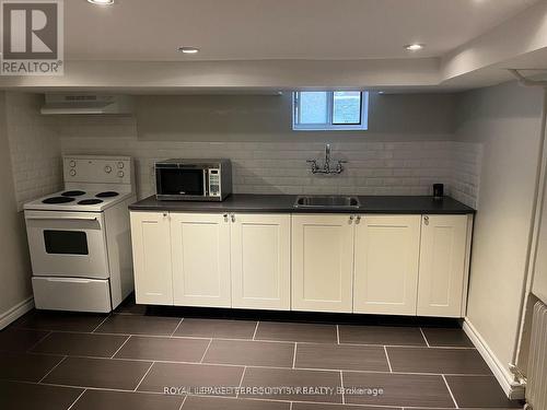 BSMT - 31 CHAMBERLAIN AVENUE , Toronto, Ontario M6E 4J7 2
