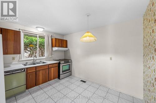 1380 Marchand Street, Ottawa, ON - Indoor Photo Showing Kitchen With Double Sink