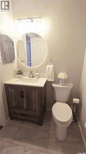 142 Blake Place, Saskatoon, SK - Indoor Photo Showing Bathroom