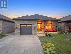 950 ELLROSE AVENUE Windsor, ON N8Y 3W9