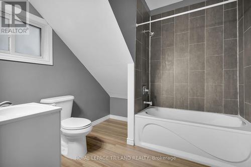 1 - 122 Centre Street, St. Thomas, ON - Indoor Photo Showing Other Room